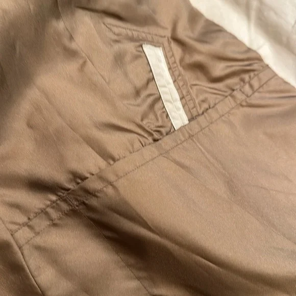 Authentic Burberry trench coat - Picture 14 of 16